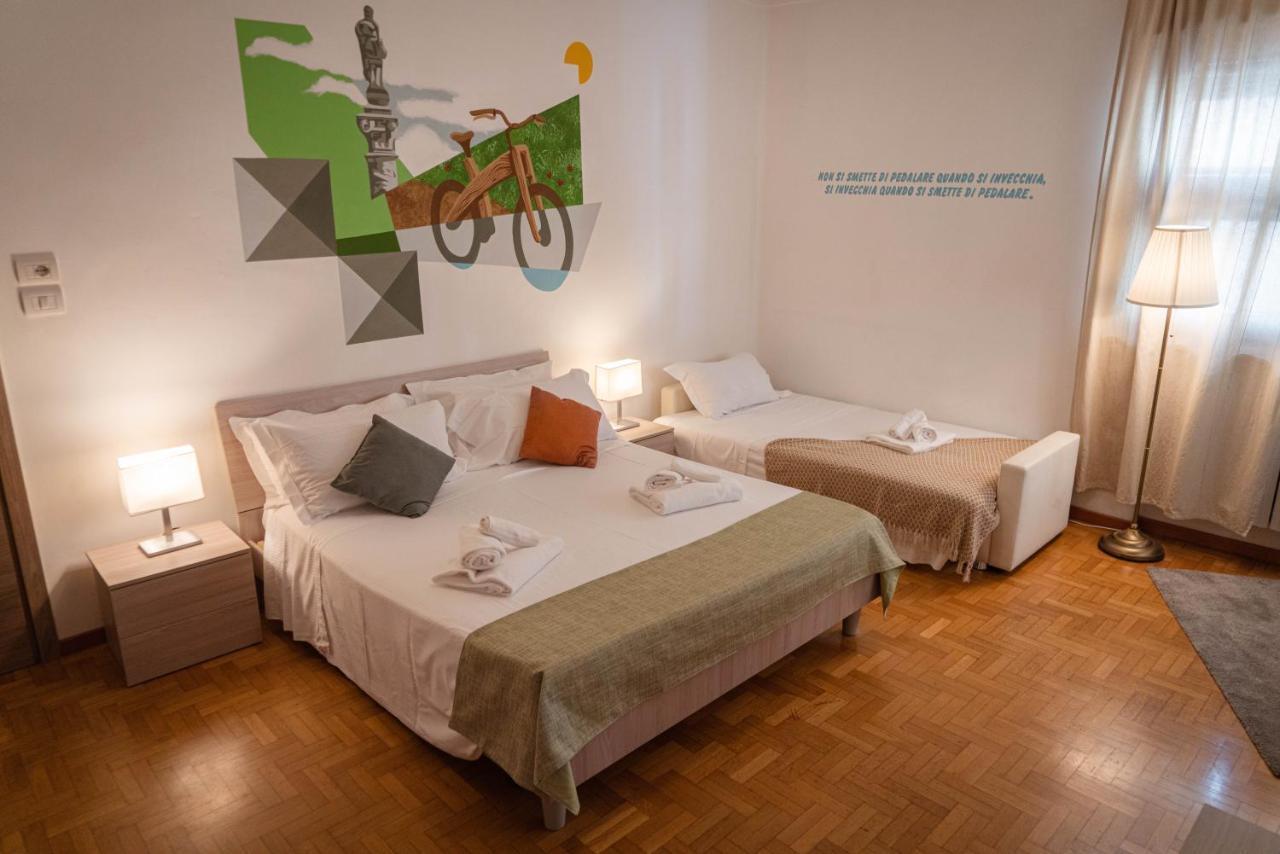 Bed & Bike Ferrara Bed & Breakfast Exterior photo